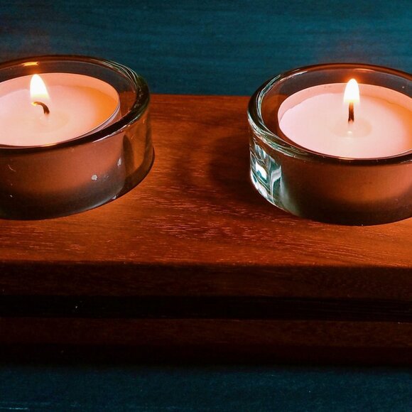 1-of-a-kind Finely Crafted Handsome Handmade Walnut & Wenge Wood Tealight Holder - Picture 3 of 10